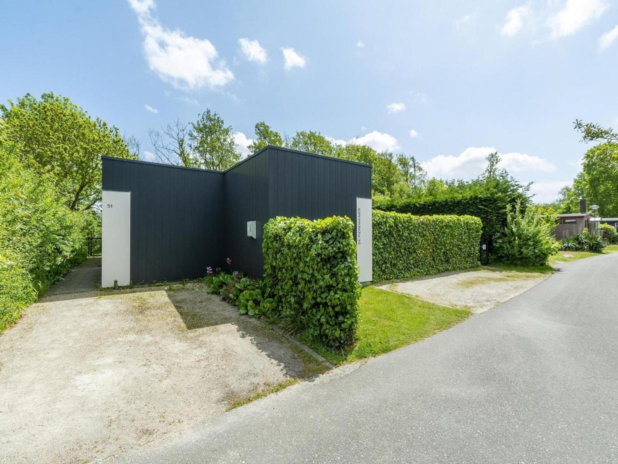 Beautiful Holiday Home With Spacious Garden Sint Maartensvlotbrug Esterno foto